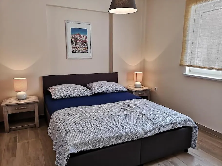 Apartmani Kovacicek 6 Biograd Na Moru Apartment