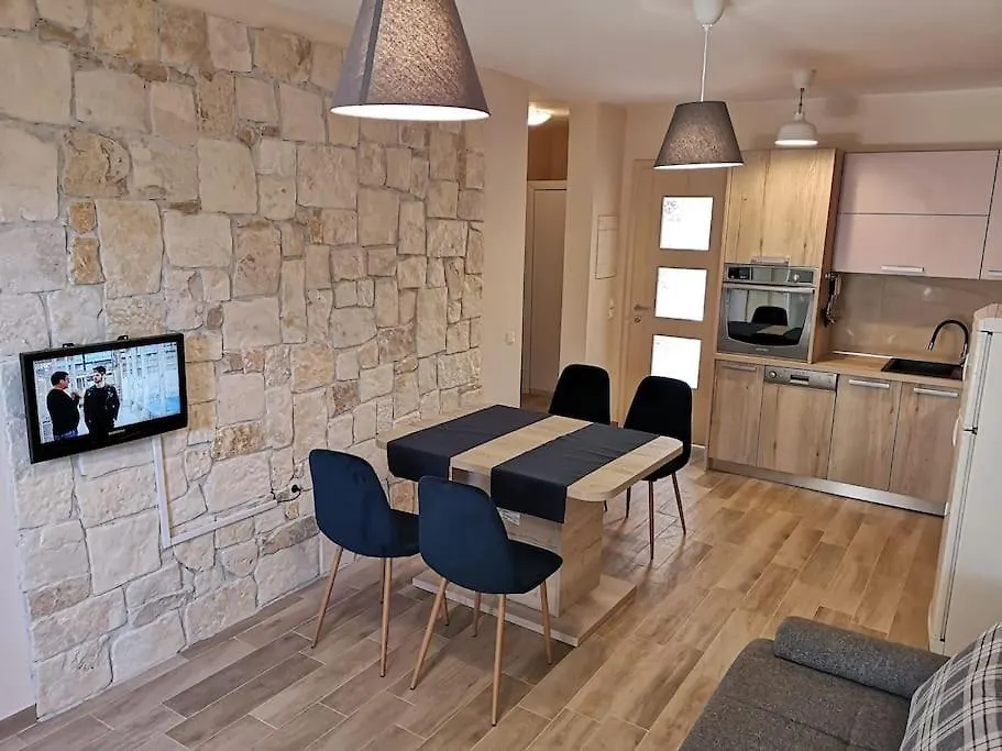 Apartment Apartmani Kovacicek 6 Biograd Na Moru